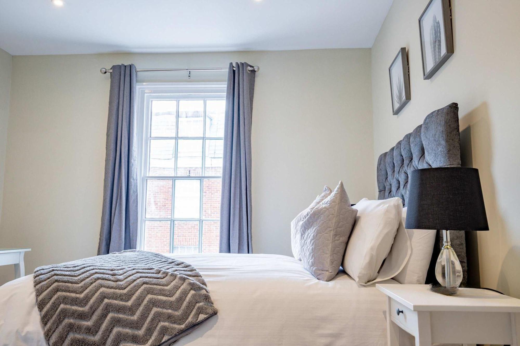 Host & Stay - Shaw Street Suite Worcester Bagian luar foto
